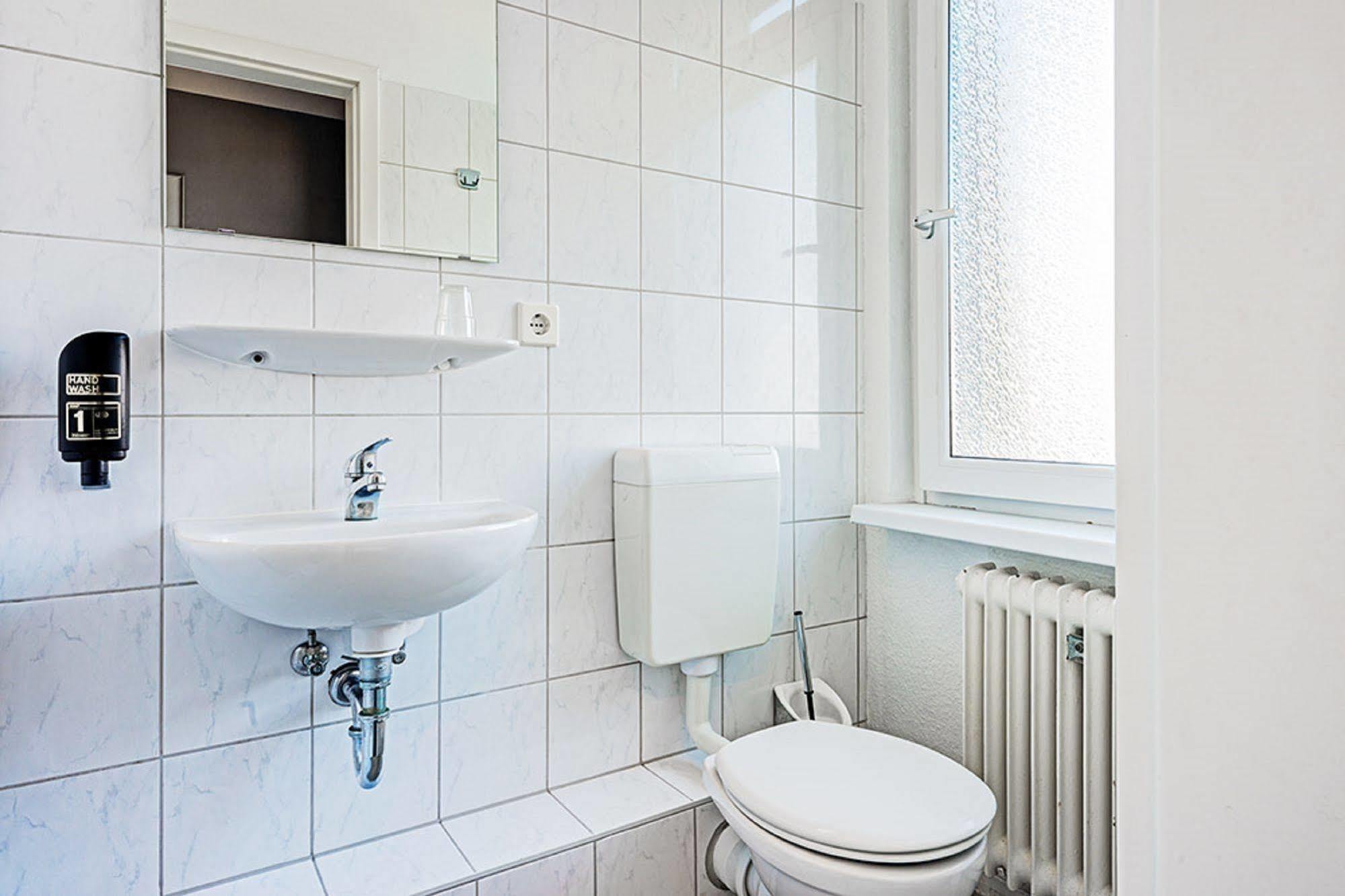 Potsdamer Inn Berlin Extérieur photo